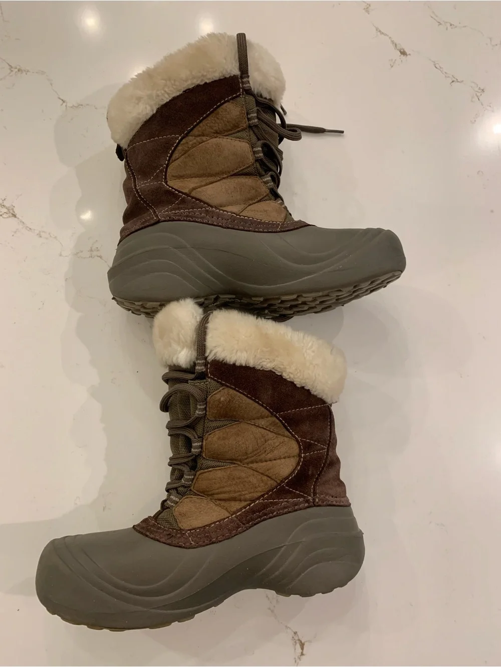 Columbia Snow Boots Sierra Winter Brown Waterproof Women’s size 6